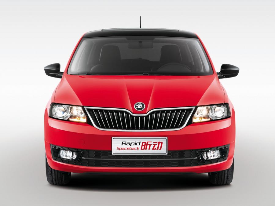  Skoda Rapid Spaceback 2014 года  (CN) (фото 2 из 12)